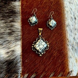 White Buffalo stone set in Sterling Silver earrings and pendant